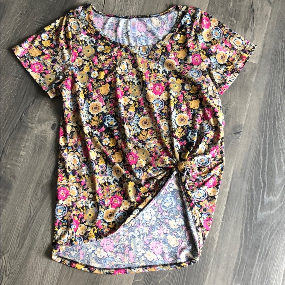 LulaRoe Classic T size XL